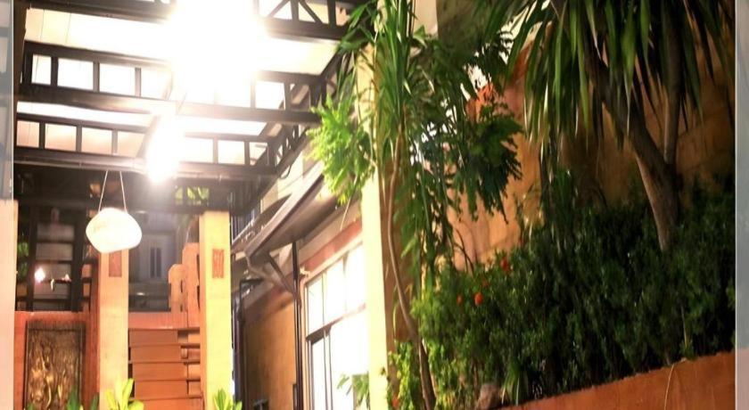 Changsova Hotel Rayong Exterior photo